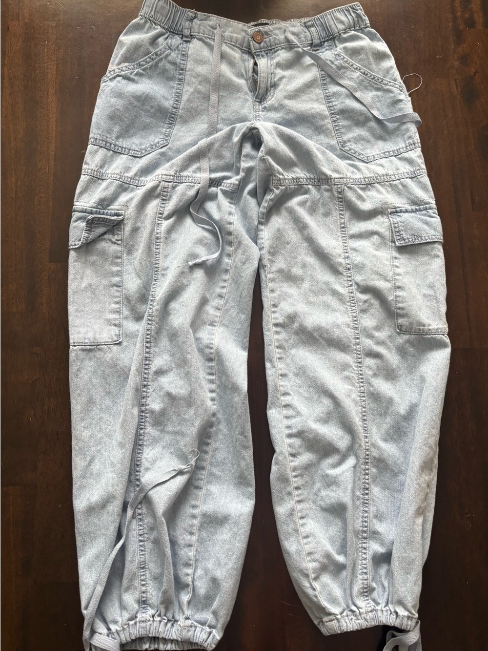 Sincerely Jules Cargo Jeans Size 5/27 Light Wash Denim Parachute Pants